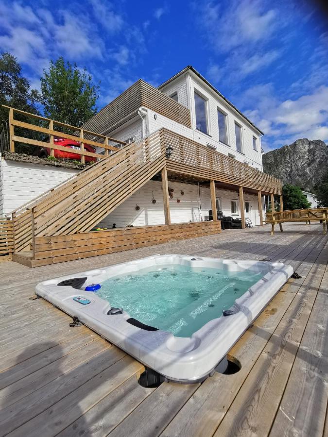 Апартаменты Waterfront Senja 3 Torsken Экстерьер фото
